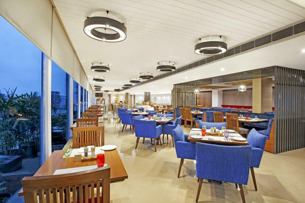העיר בנגלור Sarovar Portico Outer Ring Road מראה חיצוני תמונה